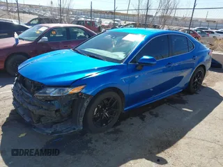 2019 Toyota Camry LE z VIN 4T1B11HKXKU173212, wystawiony jako IAAI lot #41848847 z przebiegiem 138 372 mil mil oraz . Historia ofert i sprzedaży dostępna na DreamBid. Obrazek 18.