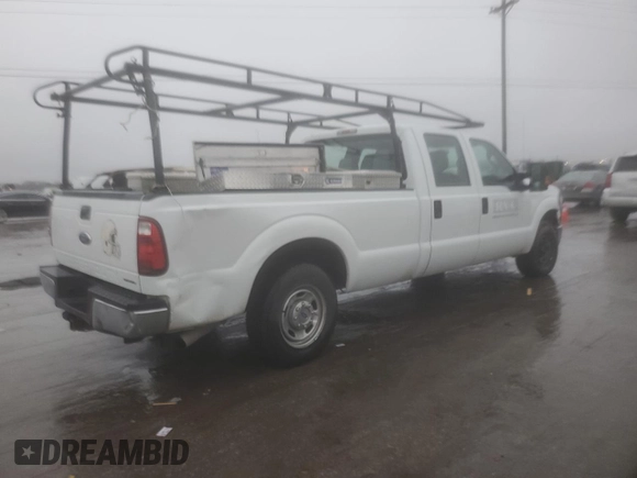 2014 Ford F-250 XL with VIN 1FT7W2A6XEEA57568, listed as a Copart auction lot 44925355 with 184,005 mi miles and Salvage title. Bid and sale history available at DreamBid. Image 3.