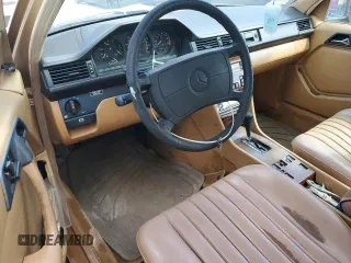 1986 Mercedes-Benz 300 300E with VIN WDBEA30D5GA296062, listed as a Copart auction lot 77434624 with 112,899 mi miles and Salvage Title. Bid and sale history available at carsss.com. Image 8.