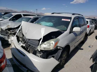 2004 Toyota Sienna XLE z VIN 5TDZA22C84S043088, wystawiony jako Copart lot #57184645 z przebiegiem 194 944 mil mil oraz Szkody całkowita. Historia ofert i sprzedaży dostępna na DreamBid. Obrazek 1.