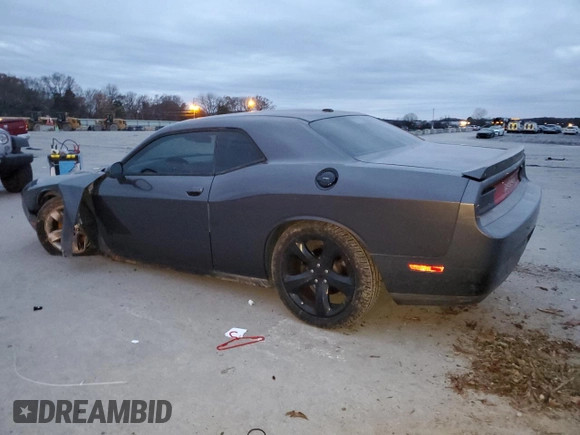 2014 Dodge Challenger R/T Plus z VIN 2C3CDYBT5EH160826, wystawiony jako Copart lot #82748844 z przebiegiem 160 152 mil mil oraz Szkoda całkowita • Salvage title. Historia ofert i sprzedaży dostępna na DreamBid. Obrazek 2.