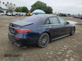 2022 Mercedes-Benz S 500 z VIN W1K6G6DB5NA110800, wystawiony jako Copart lot #48789035 z przebiegiem Nie podano mil oraz Szkoda całkowita • Salvage title. Historia ofert i sprzedaży dostępna na DreamBid. Obrazek 3.