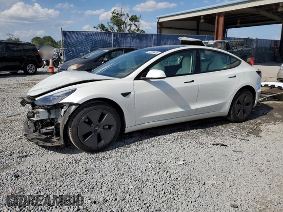 2023 Tesla Model 3 z VIN 5YJ3E1EA4PF607259, wystawiony jako Copart lot #54189935 z przebiegiem 29 951 mil mil oraz Szkoda całkowita • Salvage title. Historia ofert i sprzedaży dostępna na DreamBid. Obrazek 1.