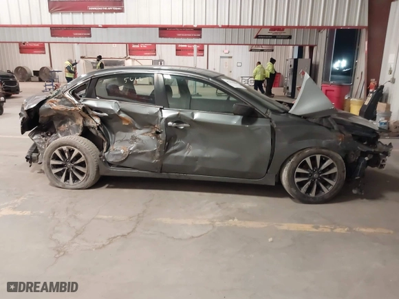 2017 Nissan Altima 2.5 SR with VIN 1N4AL3AP9HC235666, listed as a IAAI auction lot 41255666 with 1 mi miles. Bid and sale history available at carsss.com. Image 13.