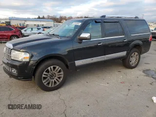 2013 Lincoln Navigator z VIN 5LMJJ3J56DEL00818, wystawiony jako Copart lot #83340954 z przebiegiem 200 329 mil mil oraz Czysty tytuł • Clean title. Historia ofert i sprzedaży dostępna na DreamBid. Obrazek 1.