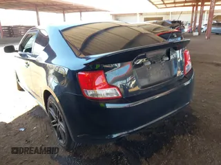 2013 Scion tC z VIN JTKJF5C72D3063378, wystawiony jako IAAI lot #42131820 z przebiegiem 223 088 mil mil oraz . Historia ofert i sprzedaży dostępna na DreamBid. Obrazek 3.