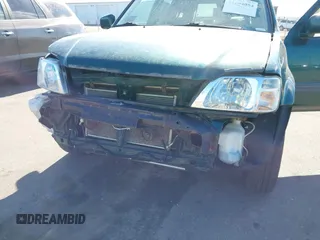 2000 Honda CR-V EX with VIN JHLRD176XYC035377, listed as a IAAI auction lot 41694054 with 196,985 mi miles. Bid and sale history available at carsss.com. Image 6.