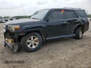 2011 Toyota 4Runner SR5 z VIN JTEZU5JRXB5028654, wystawiony jako Copart lot #54906235 z przebiegiem 164 438 mil mil oraz Szkoda całkowita • Salvage title. Historia ofert i sprzedaży dostępna na DreamBid. Obrazek 1.