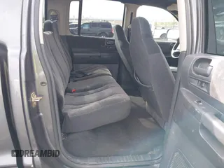 2003 Dodge Dakota SLT with VIN 1D7HL48N93S190381, listed as a IAAI auction lot 41921335 with 75,088 mi miles. Bid and sale history available at carsss.com. Image 8.