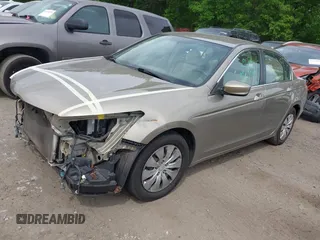 2008 Honda Accord LX z VIN 1HGCP26318A041265, wystawiony jako IAAI lot #42065423 z przebiegiem 131 565 mil mil oraz . Historia ofert i sprzedaży dostępna na DreamBid. Obrazek 2.