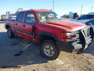 2006 Chevrolet Silverado 2500HD LT1 with VIN 1GCHK23D16F260761, listed as a IAAI auction lot 41360432 with NaN miles. Bid and sale history available at carsss.com. Image 1.