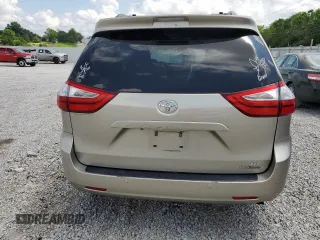2017 Toyota Sienna XLE Auto Access Seat z VIN 5TDYZ3DC3HS864516, wystawiony jako Copart lot #61470965 z przebiegiem 110 596 mil mil oraz Szkoda całkowita • Salvage title. Historia ofert i sprzedaży dostępna na DreamBid. Obrazek 6.