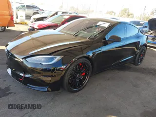 2023 Tesla Model S Plaid с VIN 5YJSA1E66PF518117, выставлен на аукционе IAAI как лот 41344515 с пробегом Не указан миль и . История ставок и продаж доступна на DreamBid. Изображение 2.