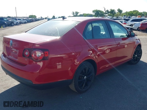2010 Volkswagen Jetta Limited Edition с VIN 3VWRZ7AJ0AM167726, выставлен на аукционе IAAI как лот 42490634 с пробегом 220 553 миль миль и . История ставок и продаж доступна на DreamBid. Изображение 4.