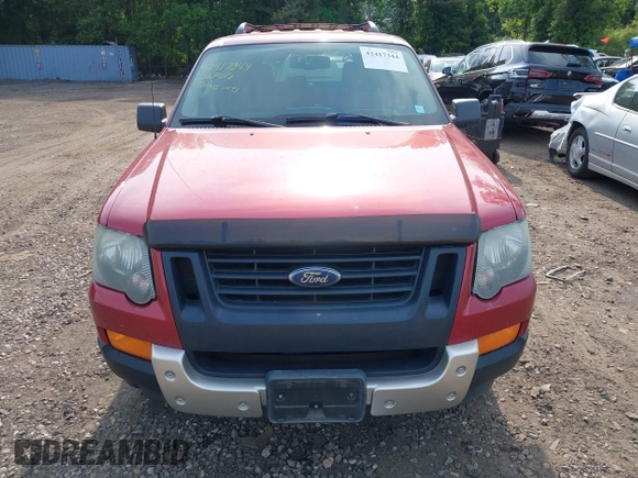 2008 Ford Explorer XLT with VIN 1FMEU73828UB36876, listed as a IAAI auction lot 42417344 with 123,582 mi miles and . Bid and sale history available at DreamBid. Image 6.