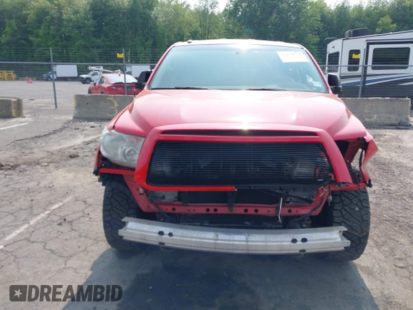 2012 Toyota Tundra z VIN 5TFUY5F16CX231794, wystawiony jako IAAI lot #42454478 z przebiegiem 249 756 mil mil oraz . Historia ofert i sprzedaży dostępna na DreamBid. Obrazek 6.