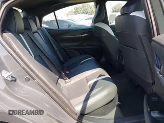 2025 Toyota Camry LE z VIN 4T1DAACK7SU531768, wystawiony jako IAAI lot #42187559 z przebiegiem 26 348 mil mil oraz . Historia ofert i sprzedaży dostępna na DreamBid. Obrazek 8.