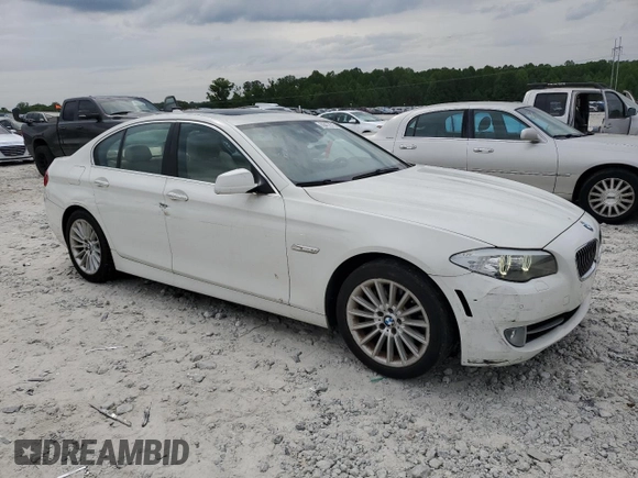 2012 BMW 5 Series 535i z VIN WBAFR7C58CC816941, wystawiony jako Copart lot #55422515 z przebiegiem 108 895 mil mil oraz Szkoda całkowita • Salvage title. Historia ofert i sprzedaży dostępna na DreamBid. Obrazek 4.