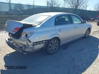 2007 Toyota Avalon XL with VIN 4T1BK36B77U178175, listed as a IAAI auction lot 41747866 with 183,873 mi miles and . Bid and sale history available at carsss.com. Image 4.