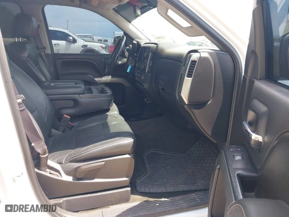 2014 Chevrolet Silverado 1500 LT with VIN 3GCUKREC4EG117148, listed as a IAAI auction lot 41890032 with 255,367 mi miles. Bid and sale history available at carsss.com. Image 5.