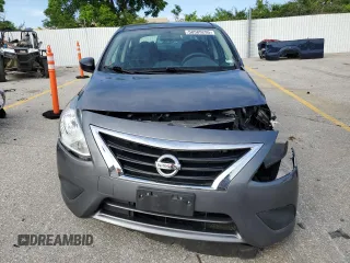 2016 Nissan Versa SV z VIN 3N1CN7AP2GL907254, wystawiony jako Copart lot #58589295 z przebiegiem 91 951 mil mil oraz Czysty tytuł • Clean title. Historia ofert i sprzedaży dostępna na DreamBid. Obrazek 5.