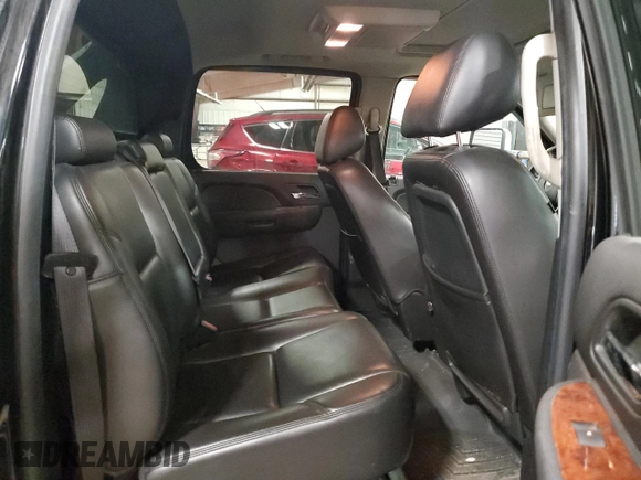 2010 Chevrolet Avalanche LTZ with VIN 3GNVKGE04AG187183, listed as a Copart auction lot 51828355 with 157,706 mi miles and Salvage title. Bid and sale history available at DreamBid. Image 10.