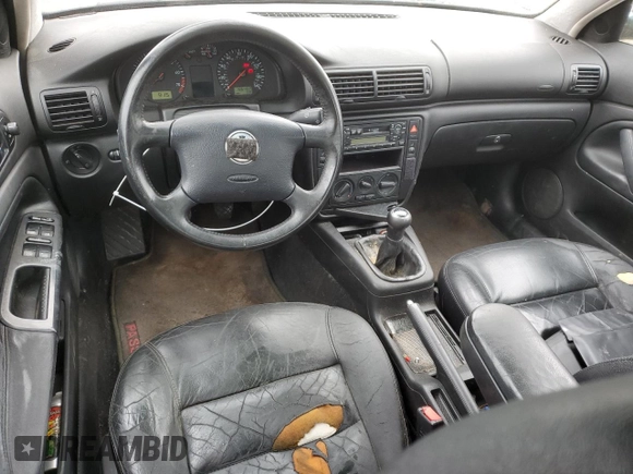 2000 Volkswagen Passat с VIN WVWMA23B5YP299351, выставлен на аукционе Copart как лот 44905385 с пробегом 186 402 миль миль и Чистый • Clean title. История ставок и продаж доступна на DreamBid. Изображение 8.