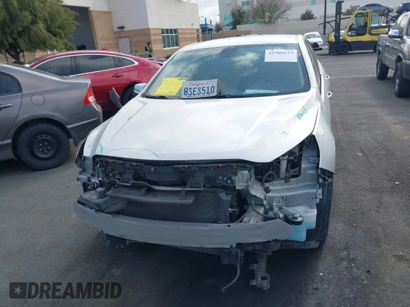 2016 Chevrolet Malibu Limited LT with VIN 1G11C5SA7GU155655, listed as a IAAI auction lot 41906619 with 137,679 mi miles. Bid and sale history available at carsss.com. Image 6.
