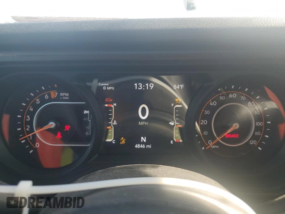 2024 Jeep Gladiator Sport S z VIN 1C6HJTAG2RL110743, wystawiony jako Copart lot #61727815 z przebiegiem 4 846 mil mil oraz Szkoda całkowita • Salvage title. Historia ofert i sprzedaży dostępna na DreamBid. Obrazek 9.