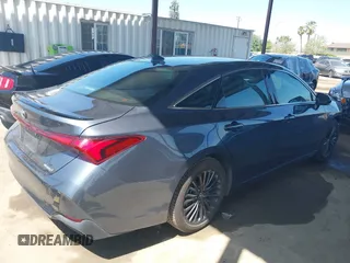 2019 Toyota Avalon Limited Hybrid z VIN 4T1B21FB4KU005887, wystawiony jako IAAI lot #42014462 z przebiegiem 141 213 mil mil oraz . Historia ofert i sprzedaży dostępna na DreamBid. Obrazek 4.