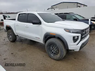 2023 GMC Canyon 4WD AT4 with VIN 1GTP6DEK3P1184837, listed as a Copart auction lot 44501054 with 2,236 mi miles and Non Repairable. Bid and sale history available at carsss.com. Image 4.
