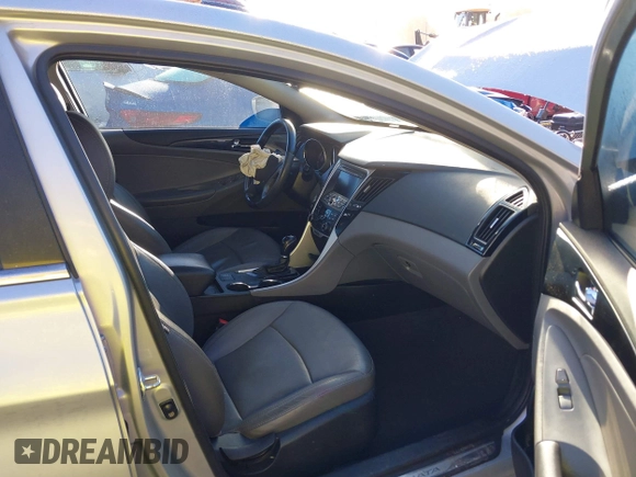 2011 Hyundai Sonata SE with VIN 5NPEC4AC4BH174401, listed as a IAAI auction lot 40522163 with 183,594 mi miles. Bid and sale history available at carsss.com. Image 5.
