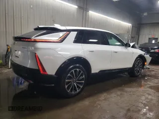 2025 Cadillac LYRIQ z VIN 1GYKPURL7SZ303441, wystawiony jako Copart lot #47011235 z przebiegiem 1 078 mil mil oraz Szkoda całkowita • Salvage title. Historia ofert i sprzedaży dostępna na DreamBid. Obrazek 3.