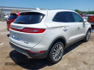 2016 Lincoln MKC Reserve with VIN 5LMTJ3DH5GUJ00697, listed as a IAAI auction lot 42519804 with 57,995 mi miles and . Bid and sale history available at DreamBid. Image 4.