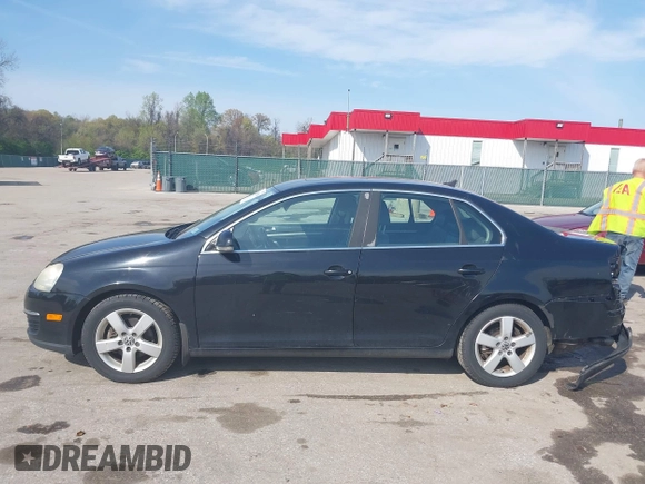 2008 Volkswagen Jetta SE with VIN 3VWRZ71K48M160894, listed as a IAAI auction lot 41982930 with 219,369 mi miles and . Bid and sale history available at DreamBid. Image 14.