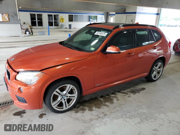 2014 BMW X1 sDrive28i z VIN WBAVM1C51EVW48218, wystawiony jako Copart lot #58146475 z przebiegiem 107 934 mil mil oraz Czysty tytuł • Clean title. Historia ofert i sprzedaży dostępna na DreamBid. Obrazek 1.