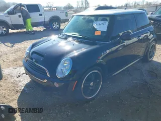 2006 MINI Hardtop S with VIN WMWRE33546TJ34712, listed as a IAAI auction lot 41144701 with 230,006 mi miles and . Bid and sale history available at DreamBid. Image 17.
