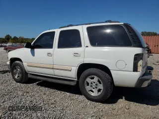 2005 Chevrolet Tahoe LS with VIN 1GNEC13T85J110005, listed as a Copart auction lot 74906884 with 433,460 mi miles and Salvage Title. Bid and sale history available at carsss.com. Image 2.