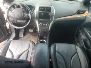 2019 Lincoln MKC Reserve with VIN 5LMCJ3D92KUL35060, listed as a Copart auction lot 59859835 with 44,831 mi miles and Clean title. Bid and sale history available at DreamBid. Image 8.