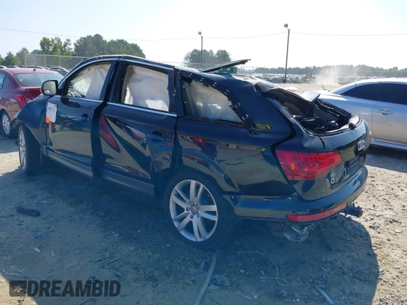 2013 Audi Q7 3.0T Premium Plus with VIN WA1LGAFE0DD005564, listed as a IAAI auction lot 40207111 with 1 mi miles. Bid and sale history available at carsss.com. Image 3.