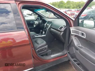 2015 Ford Explorer Limited z VIN 1FM5K8F89FGA86528, wystawiony jako IAAI lot #42190035 z przebiegiem 133 398 mil mil oraz . Historia ofert i sprzedaży dostępna na DreamBid. Obrazek 5.