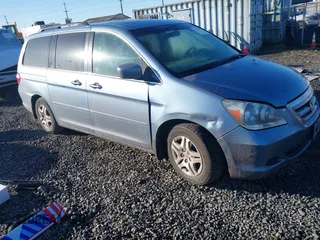 2007 Honda Odyssey EX-L with VIN 5FNRL38727B075649, listed as a IAAI auction lot 41678823 with 1 mi miles. Bid and sale history available at carsss.com. Image 1.