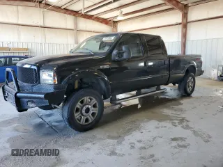 1999 Ford F-350 XL z VIN 1FTSW31S9XED72877, wystawiony jako Copart lot #77412084 z przebiegiem 449 967 mil mil oraz Szkoda całkowita • Salvage title. Historia ofert i sprzedaży dostępna na DreamBid. Obrazek 1.