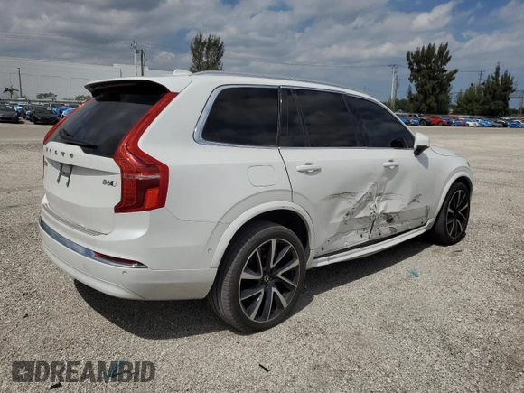 2023 Volvo XC90 Plus with VIN YV4062PN4P1907119, listed as a Copart auction lot 47342165 with 41,335 mi miles and Clean Title. Bid and sale history available at carsss.com. Image 3.