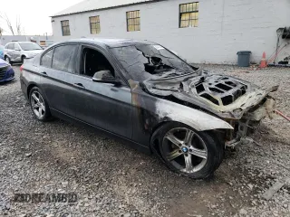 2015 BMW 3 Series 328i xDrive с VIN WBA3B5G5XFNS17490, выставлен на аукционе Copart как лот 83467444 с пробегом Не указан миль и Списание • Salvage title. История ставок и продаж доступна на DreamBid. Изображение 4.