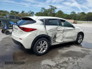 2017 Infiniti QX30 z VIN SJKCH5CP7HA037478, wystawiony jako Copart lot #48226955 z przebiegiem 104 963 mil mil oraz Szkoda całkowita • Salvage title. Historia ofert i sprzedaży dostępna na DreamBid. Obrazek 3.