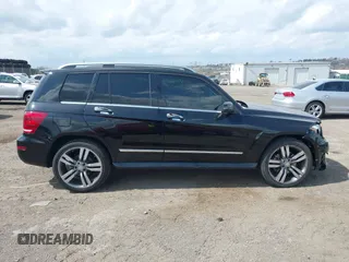 2015 Mercedes-Benz GLK with VIN WDCGG8JB4FG401022, listed as a IAAI auction lot 41919449 with 31,615 mi miles. Bid and sale history available at carsss.com. Image 13.
