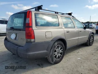 2004 Volvo V70 XC70 with VIN YV1SZ59H841163932, listed as a Copart auction lot 73984504 with 0 mi miles and Non Repairable. Bid and sale history available at carsss.com. Image 3.