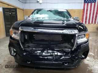 2022 GMC Canyon 4WD Denali with VIN 1GTG6EEN8N1259576, listed as a Copart auction lot 43765805 with 23,490 mi miles and Clean Title. Bid and sale history available at carsss.com. Image 5.