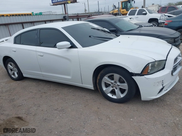 2013 Dodge Charger SXT Plus with VIN 2C3CDXHGXDH537220, listed as a IAAI auction lot 41905479 with 140,075 mi miles. Bid and sale history available at carsss.com. Image 13.